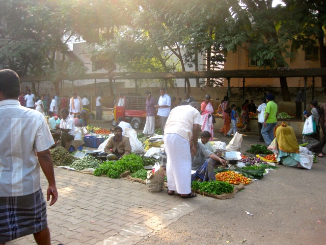 Farmers' market scene.